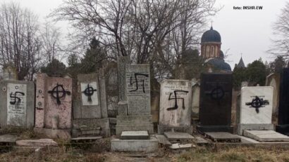 בית קברות יהודי בבאקאו, חולל