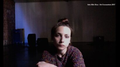 Alle Dicu, regizoare şi artistă cu studii în Franţa