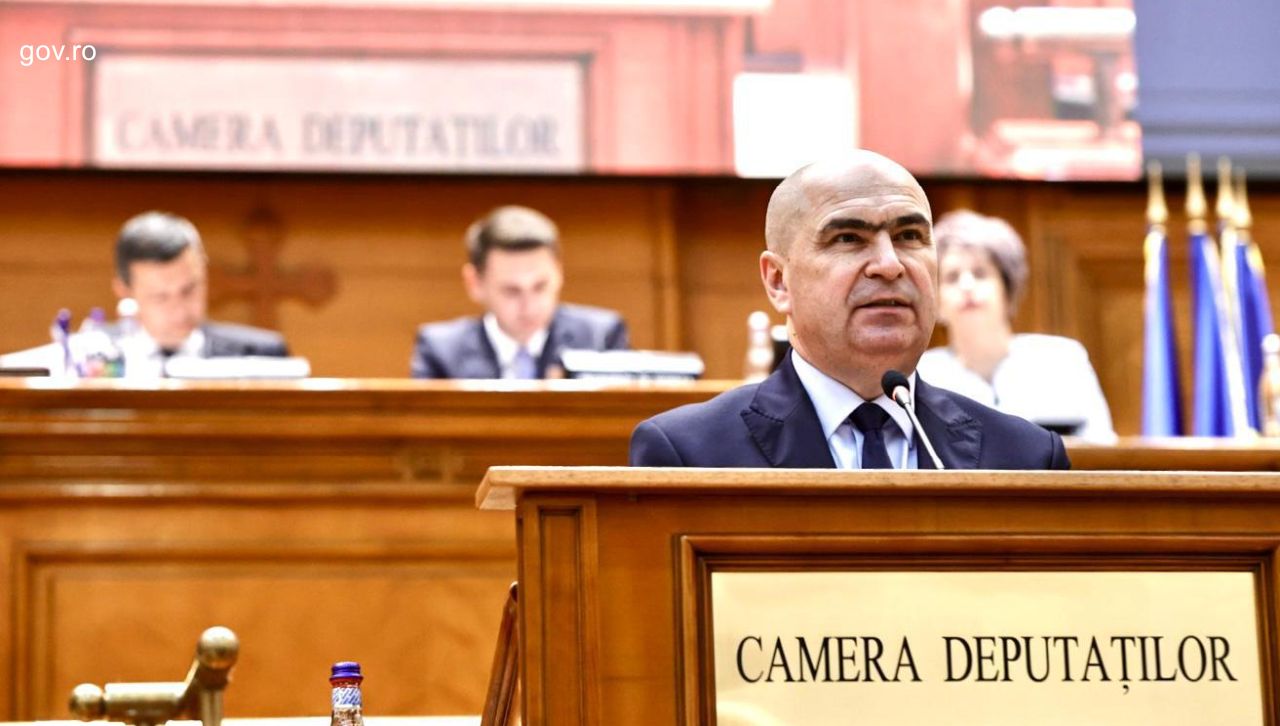 Premierul Ilie Bolojan la dezbaterea moțiunii în plenul reunit al Parlamentului / Foto: gov.ro