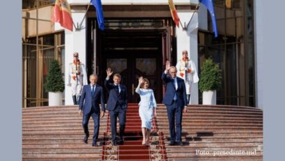 Liderii europeni vorbesc româneşte