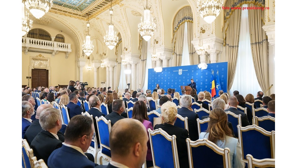 Întâlnirea preşedintelui cu participanţii la Reuniunea Anuală a Diplomaţiei Române