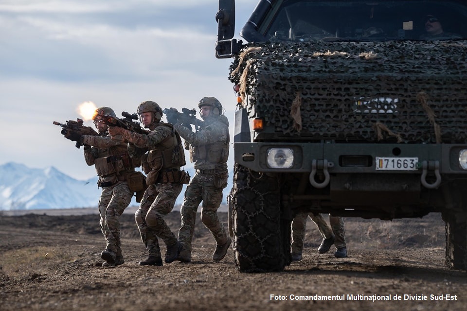 Foto: Comandamentul Multinațional de Divizie Sud-Est