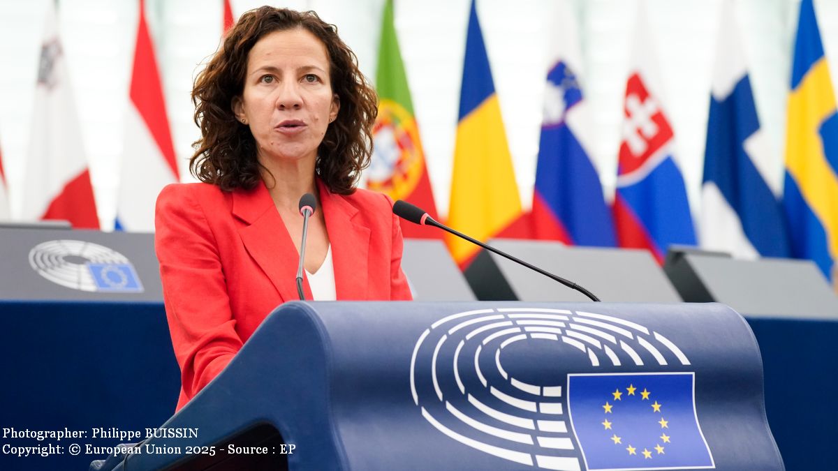 Roxana Mînzatu (Photographer: Philippe BUISSIN Copyright: © European Union 2025 - Source : EP)